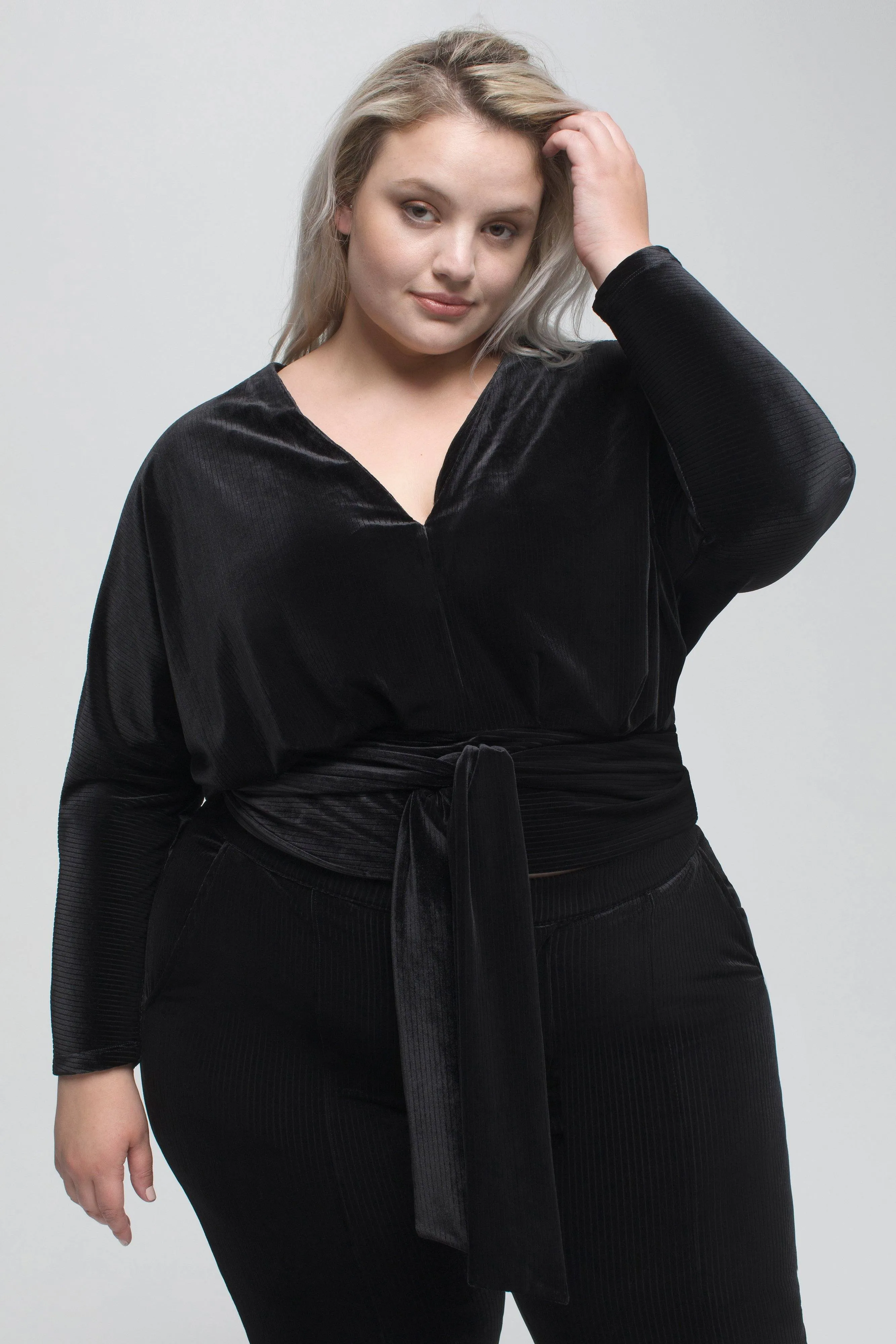 DRESS UP AND DOWN TOP| BLACK001